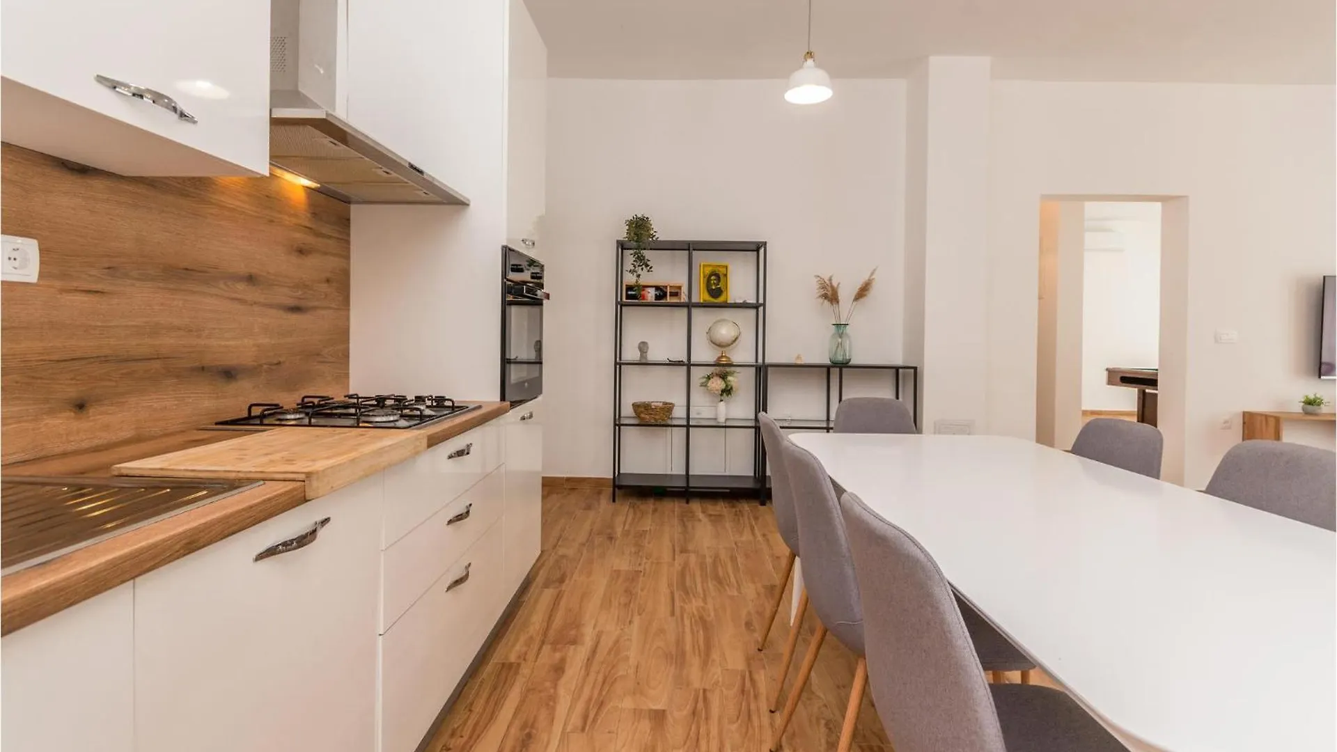 Holiday home 4 Bedroom Awesome Home In Radasinovci Drliceve Kuce